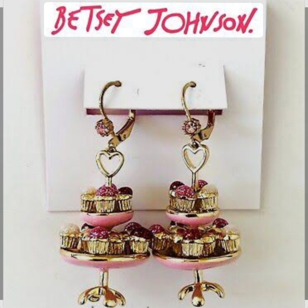 BETSEY JOHNSON BABY CAKES EARRINGS NWT